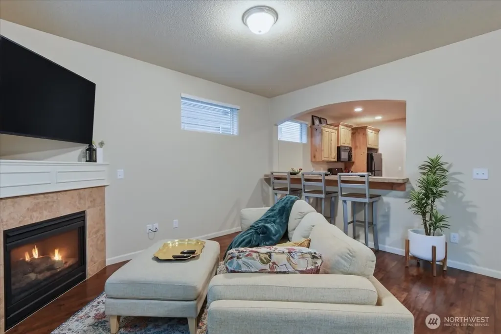 7405 NW 1st Place Vancouver WA 98665