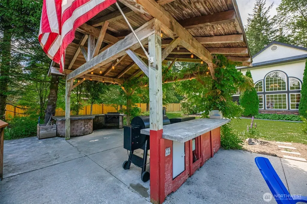 8235 Lusk Road Concrete WA 98237