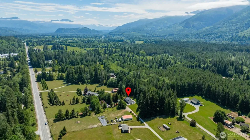 8235 Lusk Road Concrete WA 98237