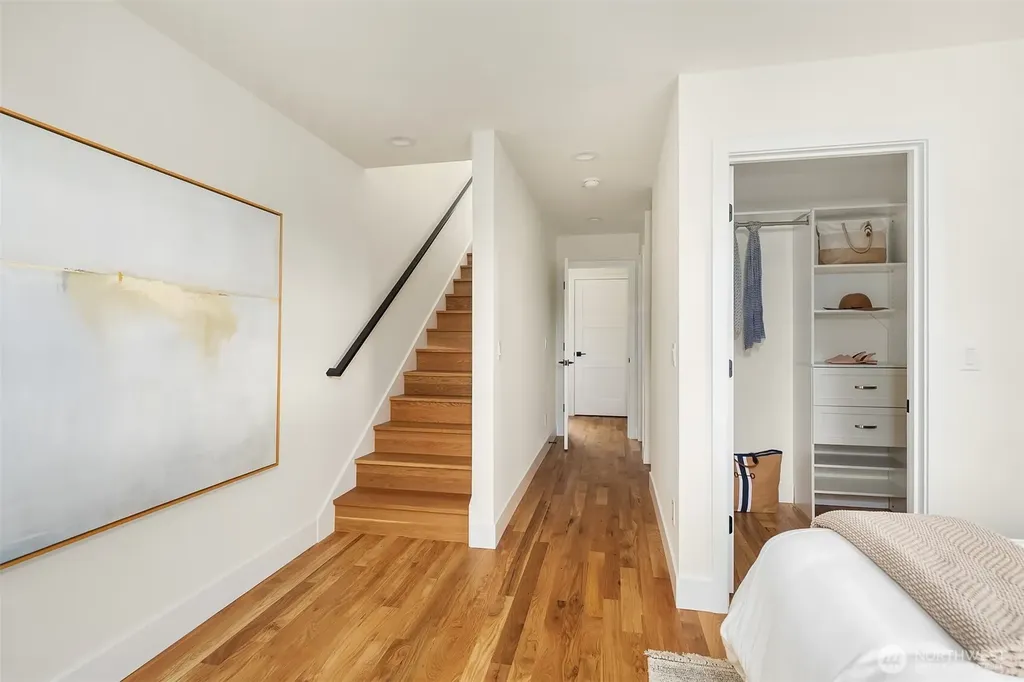 4353 SW Willow Street Seattle WA 98136