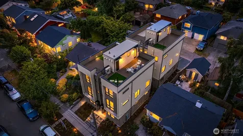 4353 SW Willow Street Seattle WA 98136