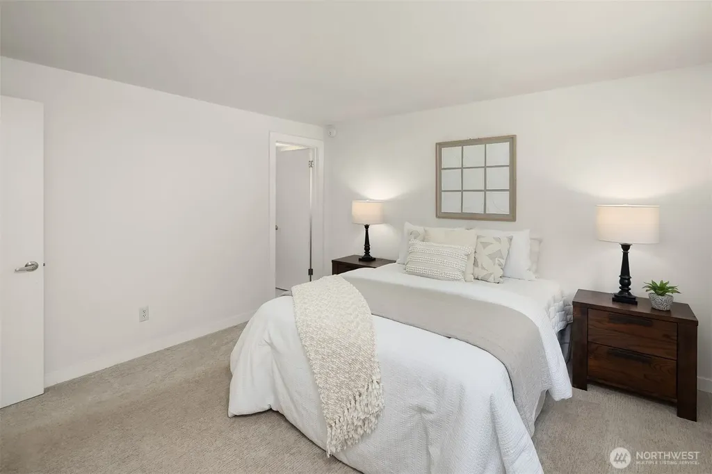 13102 111th Place NE Kirkland WA 98034