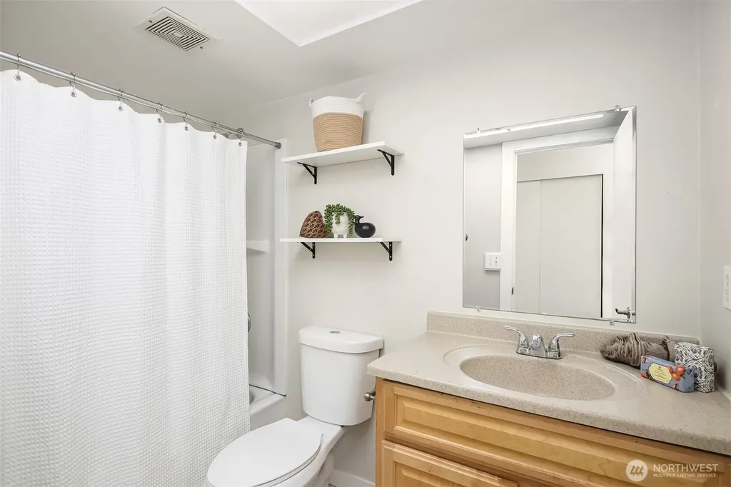 13102 111th Place NE Kirkland WA 98034