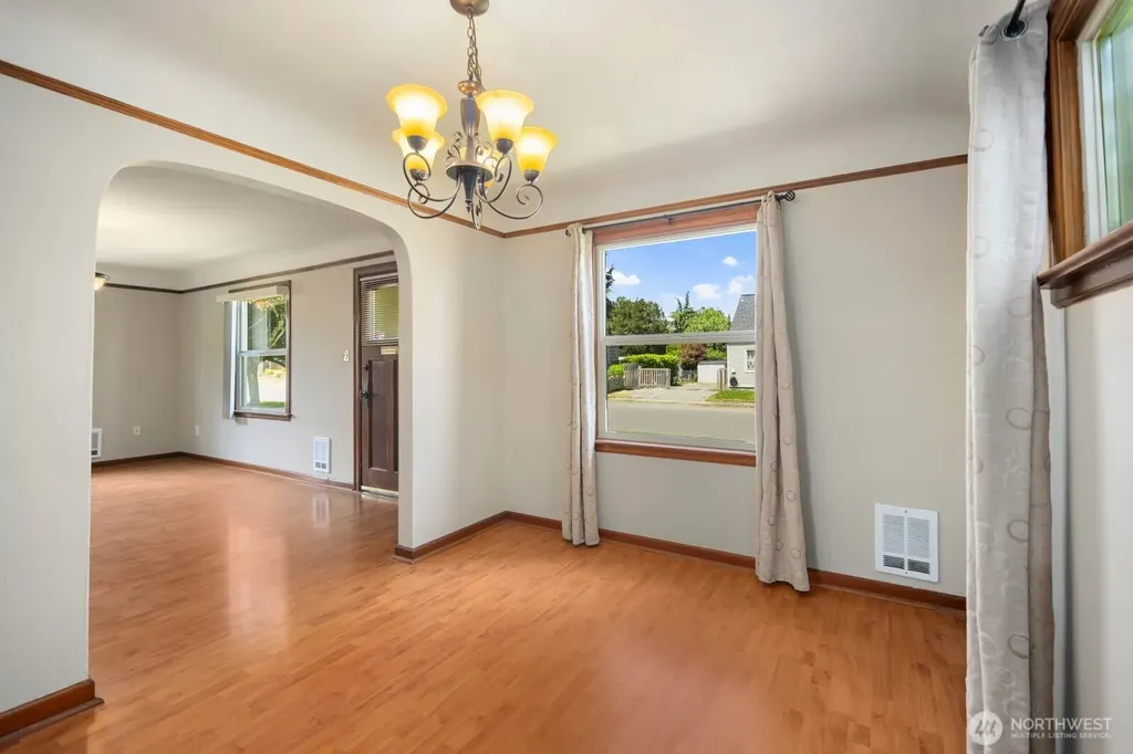 102 S 68th Street Tacoma WA 98408