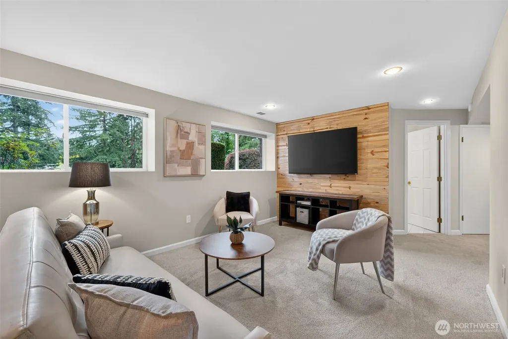 19456 SE 322nd Street Kent WA 98042