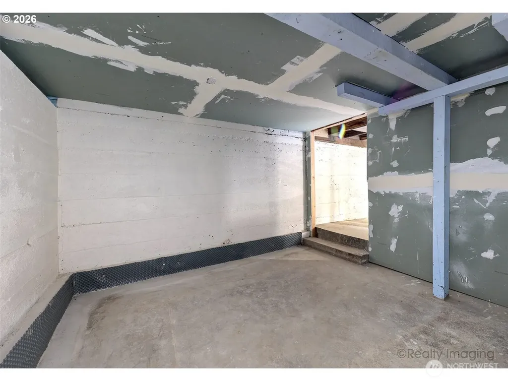 203 Roake Avenue SE Castle Rock WA 98611