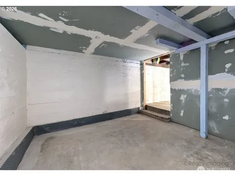 203 Roake Avenue SE Castle Rock WA 98611