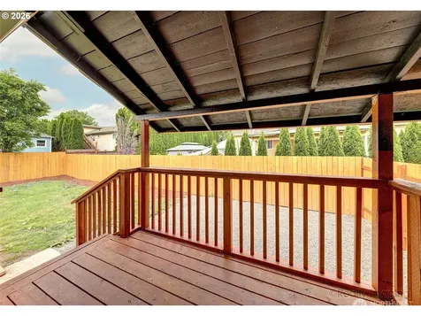 203 Roake Avenue SE Castle Rock WA 98611