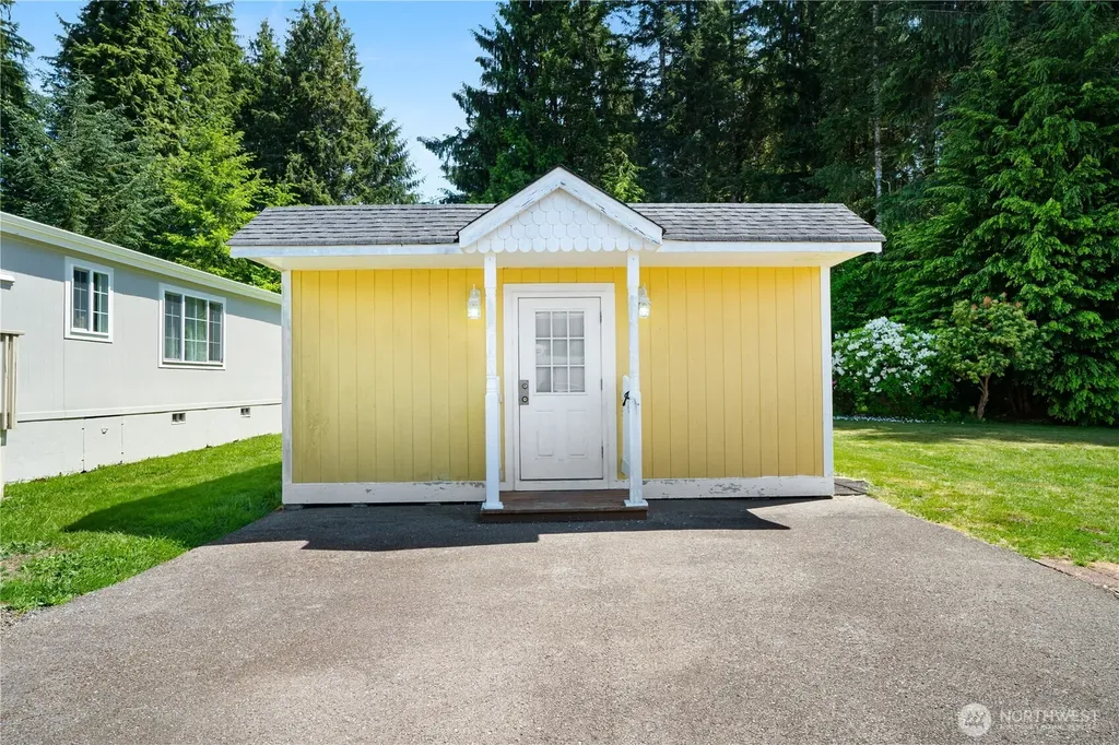 77 Clemons Road Montesano WA 98563