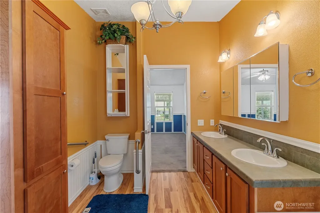 77 Clemons Road Montesano WA 98563