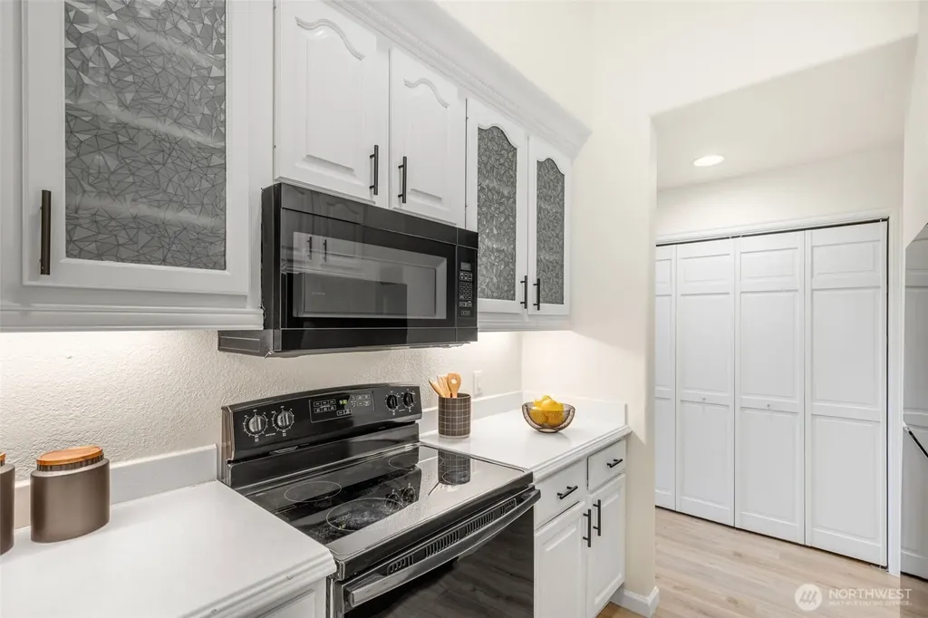 11713 93rd Avenue NE Kirkland WA 98034