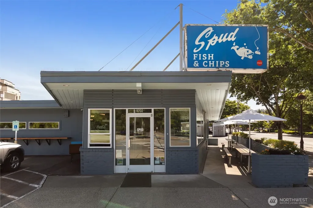 11713 93rd Avenue NE Kirkland WA 98034