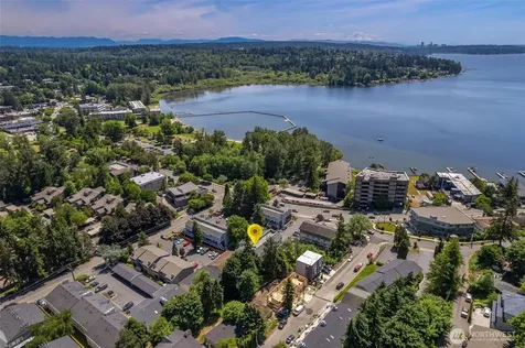 11713 93rd Avenue NE Kirkland WA 98034