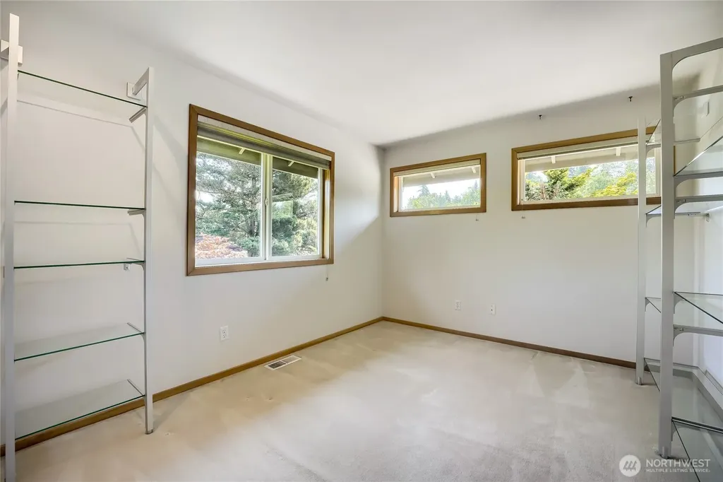 5018 S 279th Street Auburn WA 98001
