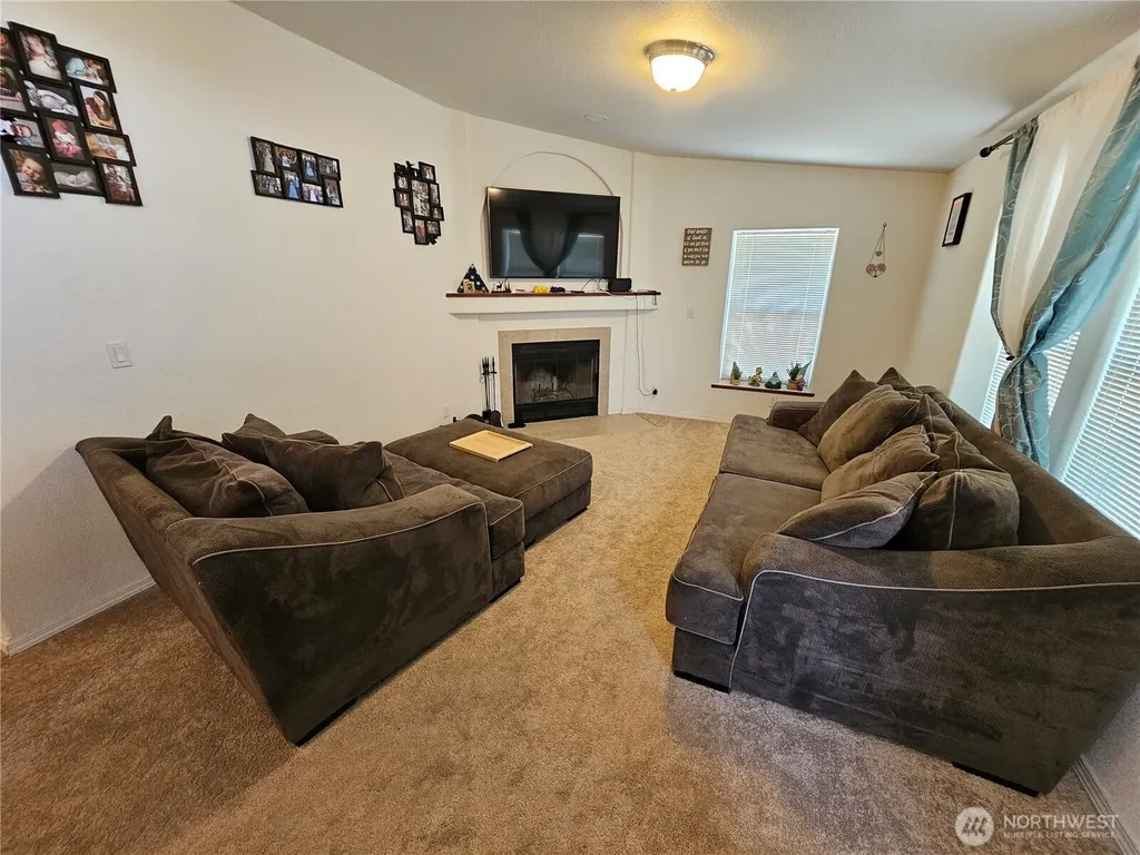 114 E 7th Street Lind WA 99341