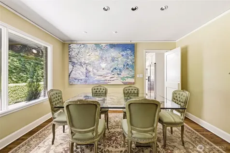 1637 Broadmoor Drive E Seattle WA 98112
