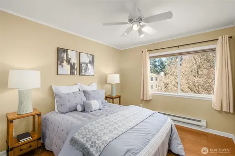 12034 15th Avenue NE Seattle WA 98125