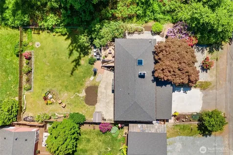17202 3rd Avenue NW Shoreline WA 98177