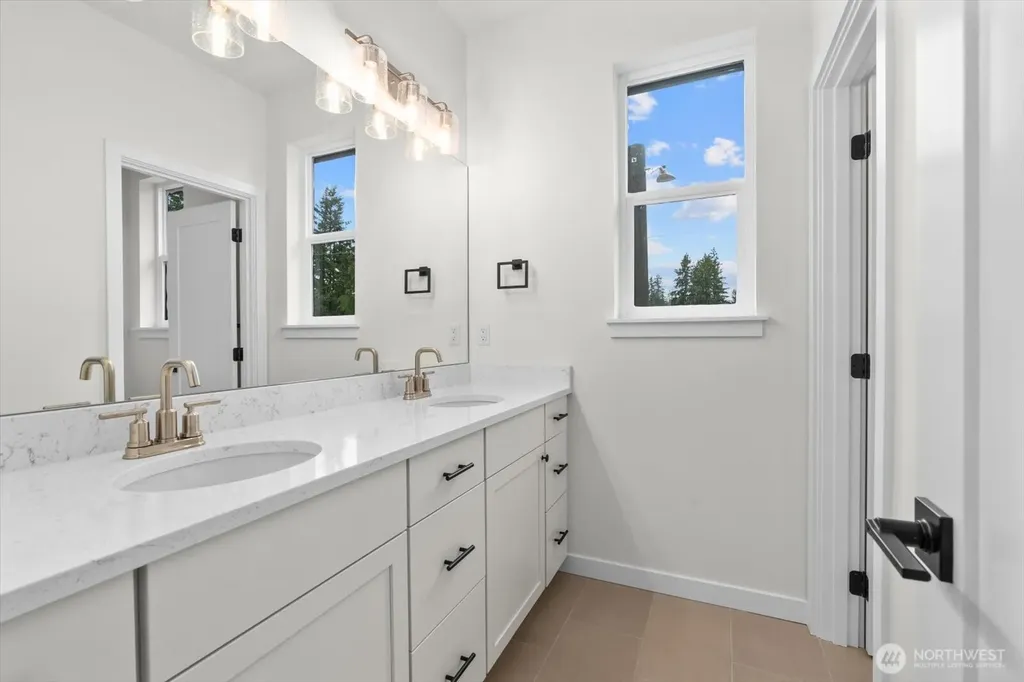 22012 SE 276th Place Maple Valley WA 98038