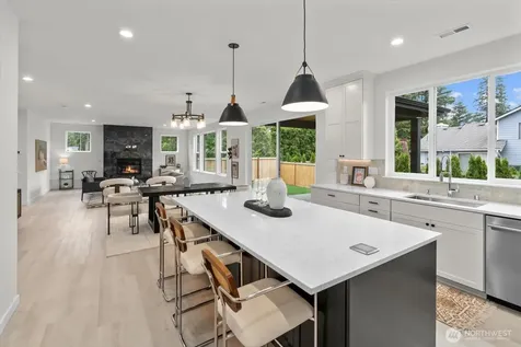 22012 SE 276th Place Maple Valley WA 98038