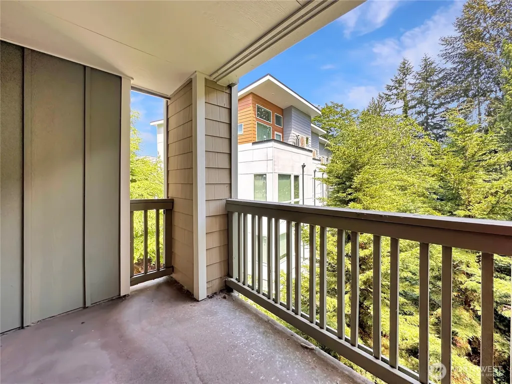 7711 NE 175th Street Kenmore WA 98028