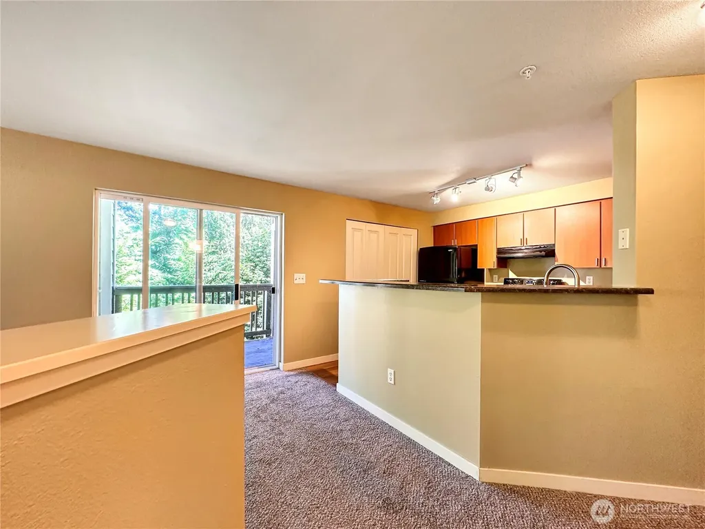 7711 NE 175th Street Kenmore WA 98028