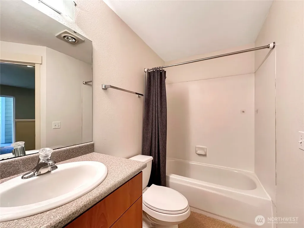 7711 NE 175th Street Kenmore WA 98028