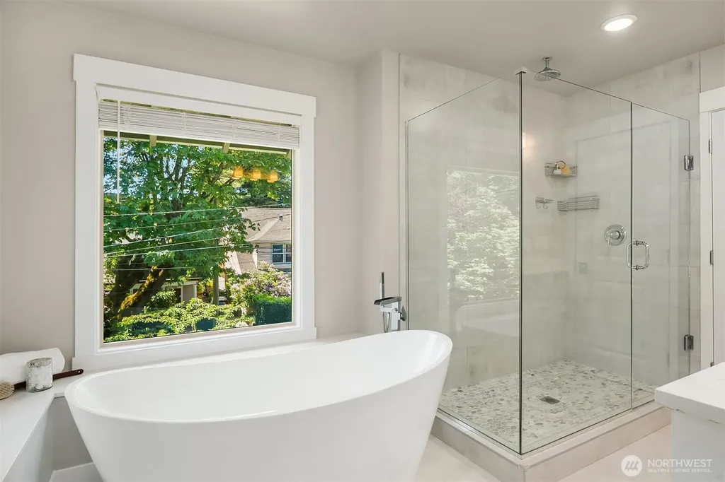 746 Broadway E Seattle WA 98102