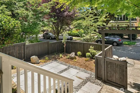746 Broadway E Seattle WA 98102