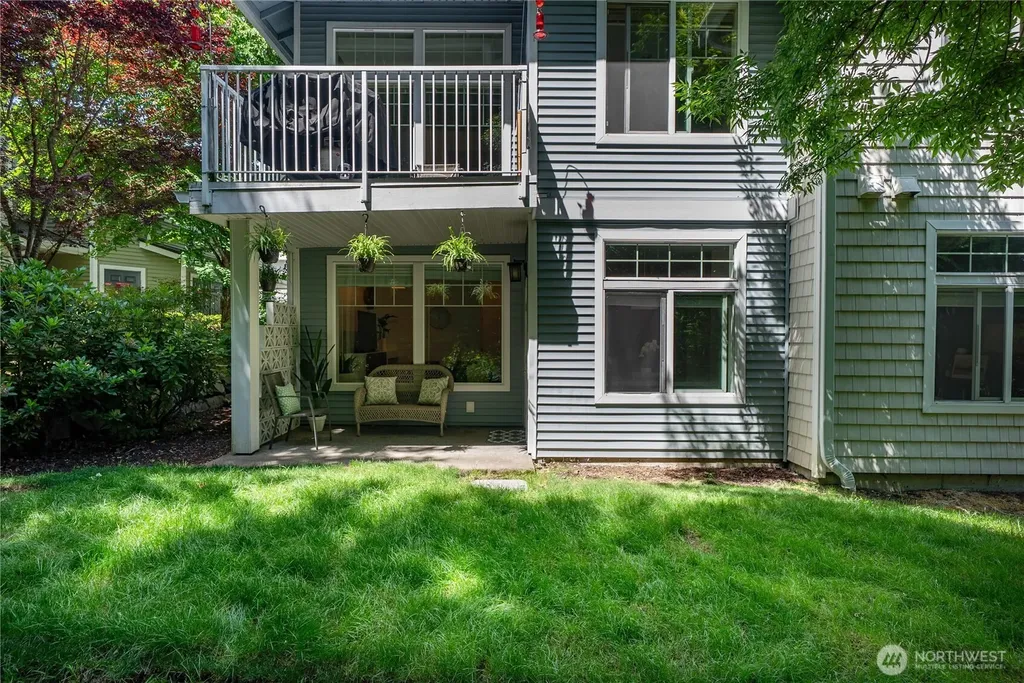 4045 S 212th Court Seatac WA 98198
