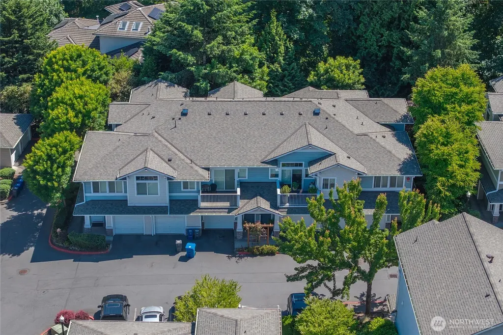 4045 S 212th Court Seatac WA 98198