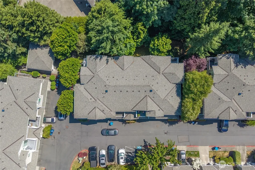 4045 S 212th Court Seatac WA 98198