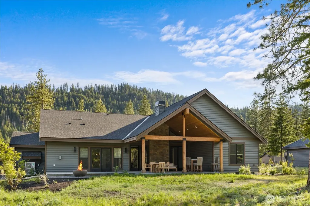 1050 Domerie Park Loop Cle Elum WA 98940