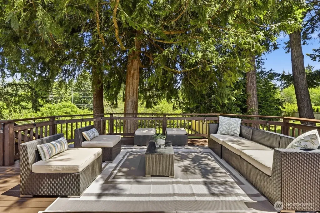 7612 135th Place NE Redmond WA 98052