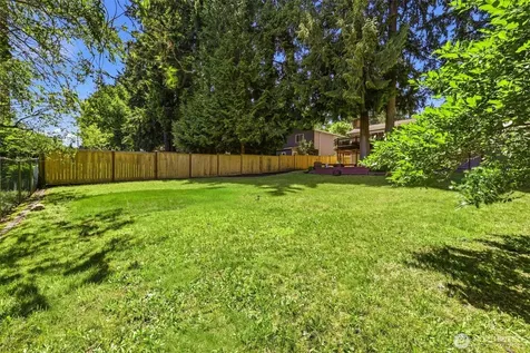 7612 135th Place NE Redmond WA 98052