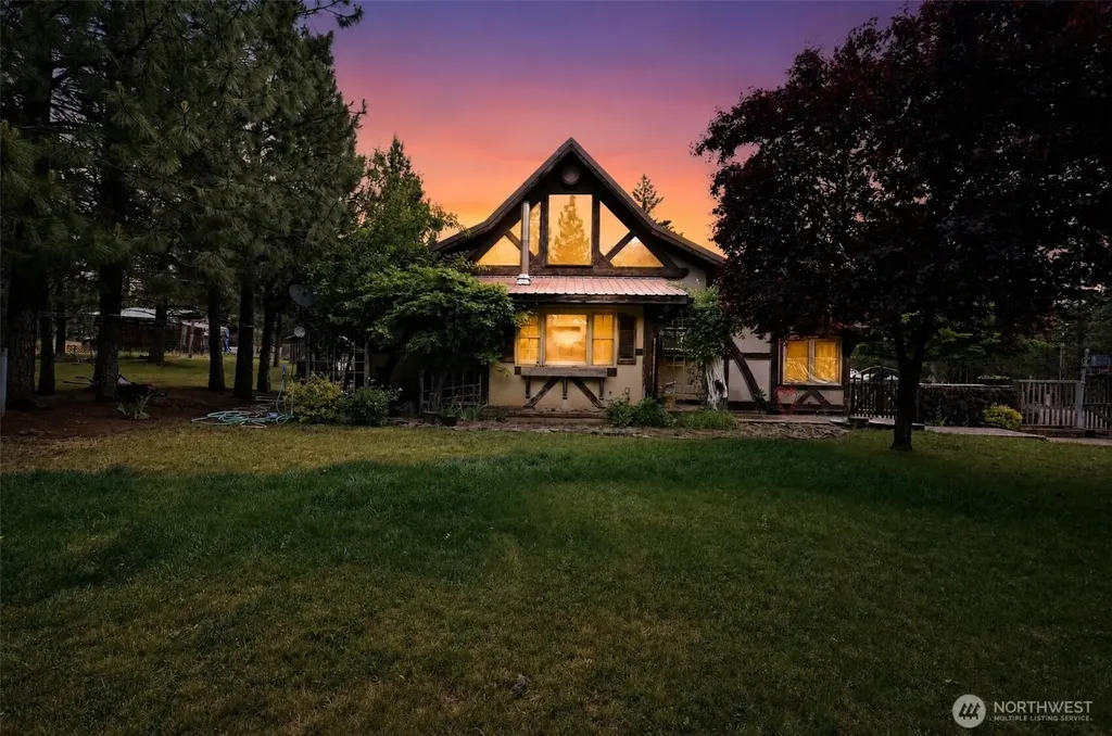 223 Goldenpine Goldendale WA 98620