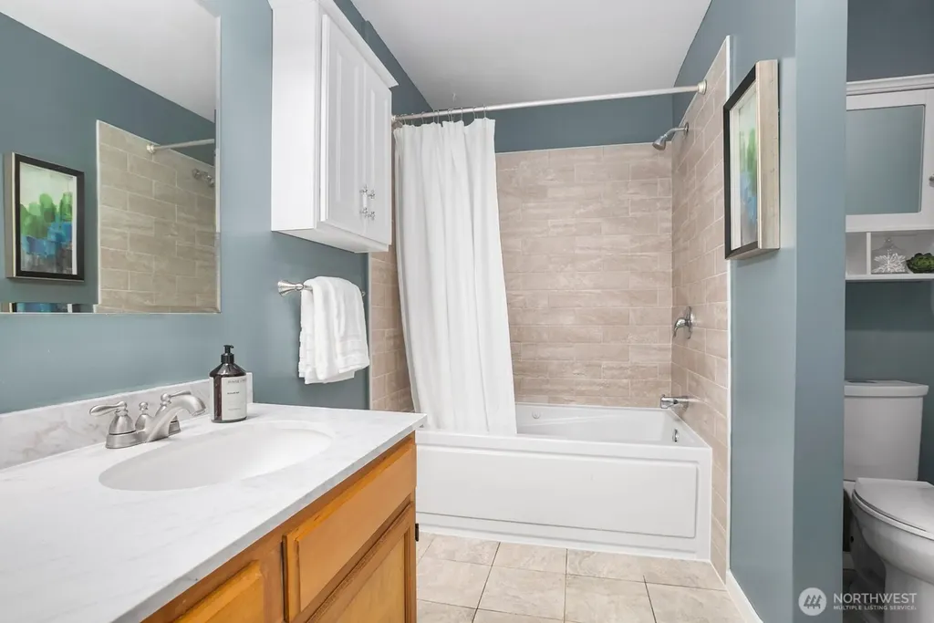 13730 15th Avenue NE Seattle WA 98125