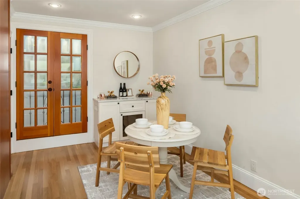 1126 33rd Avenue S Seattle WA 98144