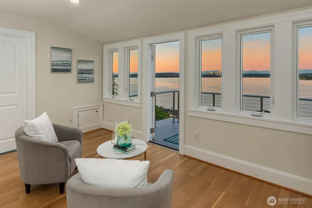 1126 33rd Avenue S Seattle WA 98144
