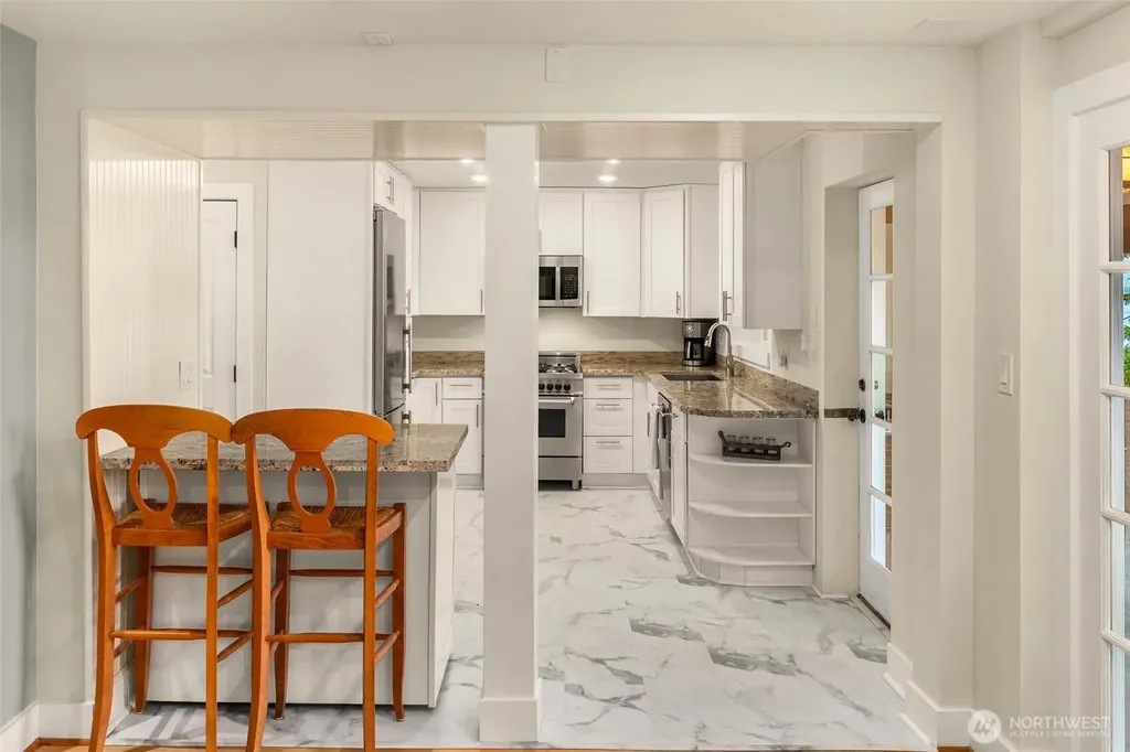 1126 33rd Avenue S Seattle WA 98144