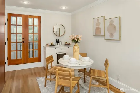 1126 33rd Avenue S Seattle WA 98144
