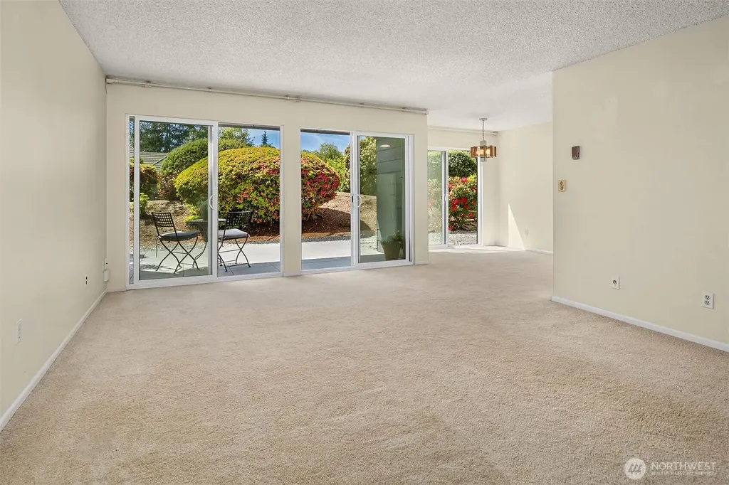 2501 Canterbury Lane E Seattle WA 98112