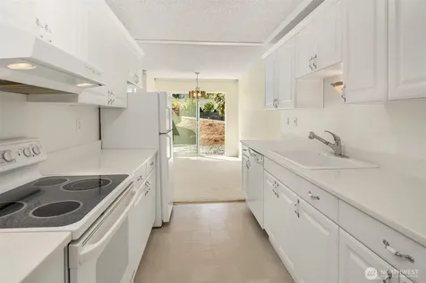 2501 Canterbury Lane E Seattle WA 98112