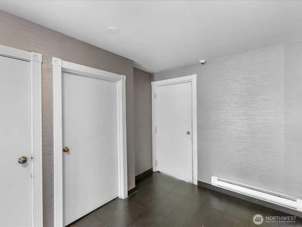 14300 32nd Avenue NE Seattle WA 98125