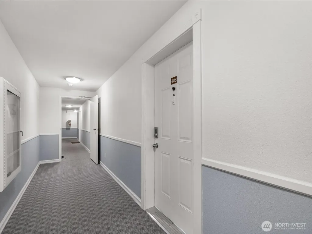 14300 32nd Avenue NE Seattle WA 98125