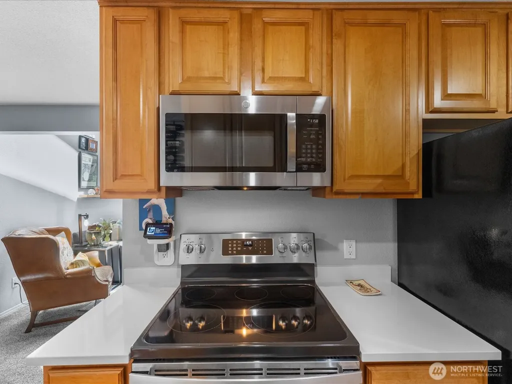 14300 32nd Avenue NE Seattle WA 98125