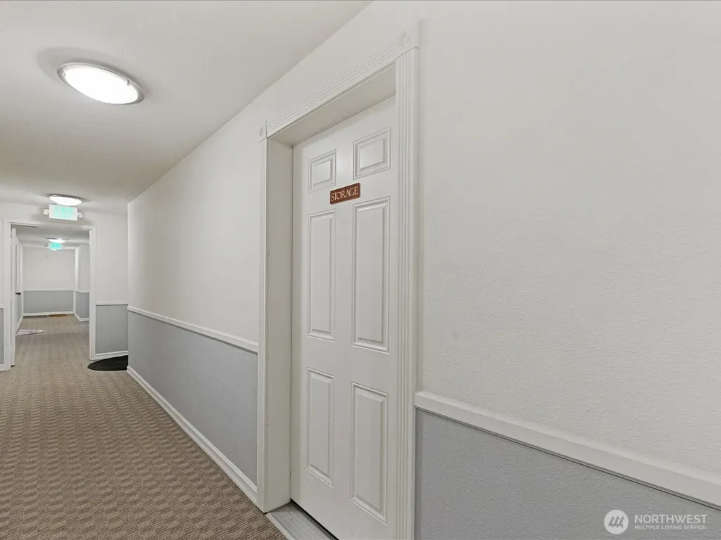 14300 32nd Avenue NE Seattle WA 98125