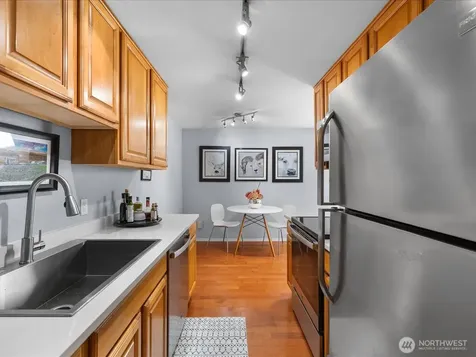 14300 32nd Avenue NE Seattle WA 98125