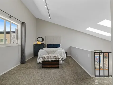 14300 32nd Avenue NE Seattle WA 98125