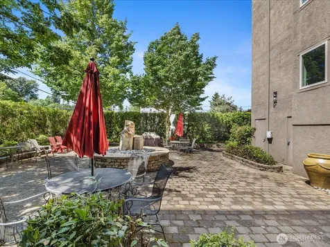 14300 32nd Avenue NE Seattle WA 98125